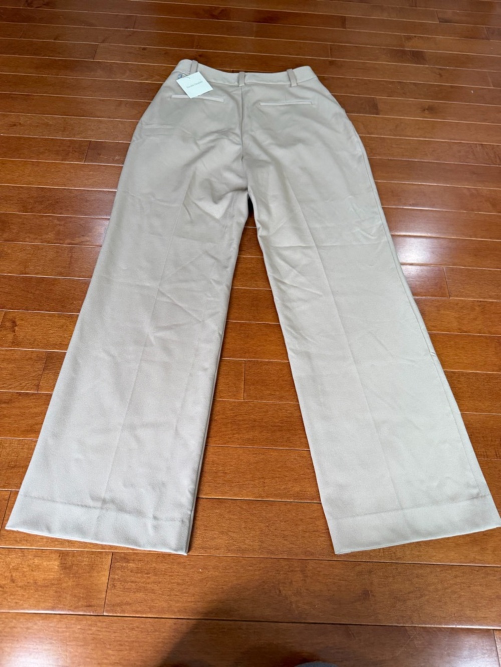 NWT Favorite Daughter Beige Pleated Wide Leg The Favorite Pants Sz. 12 - Picture 4 of 6